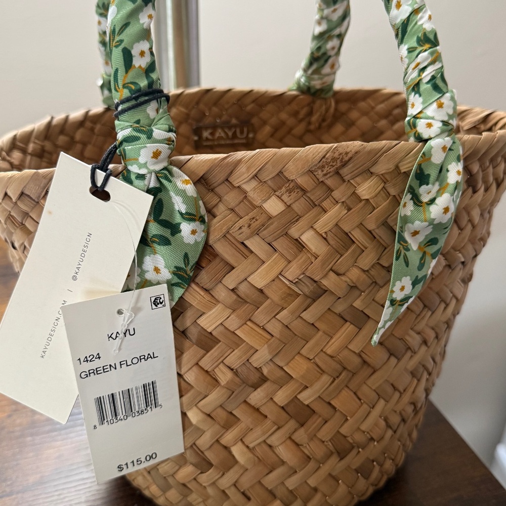 Kayu Straw Bag